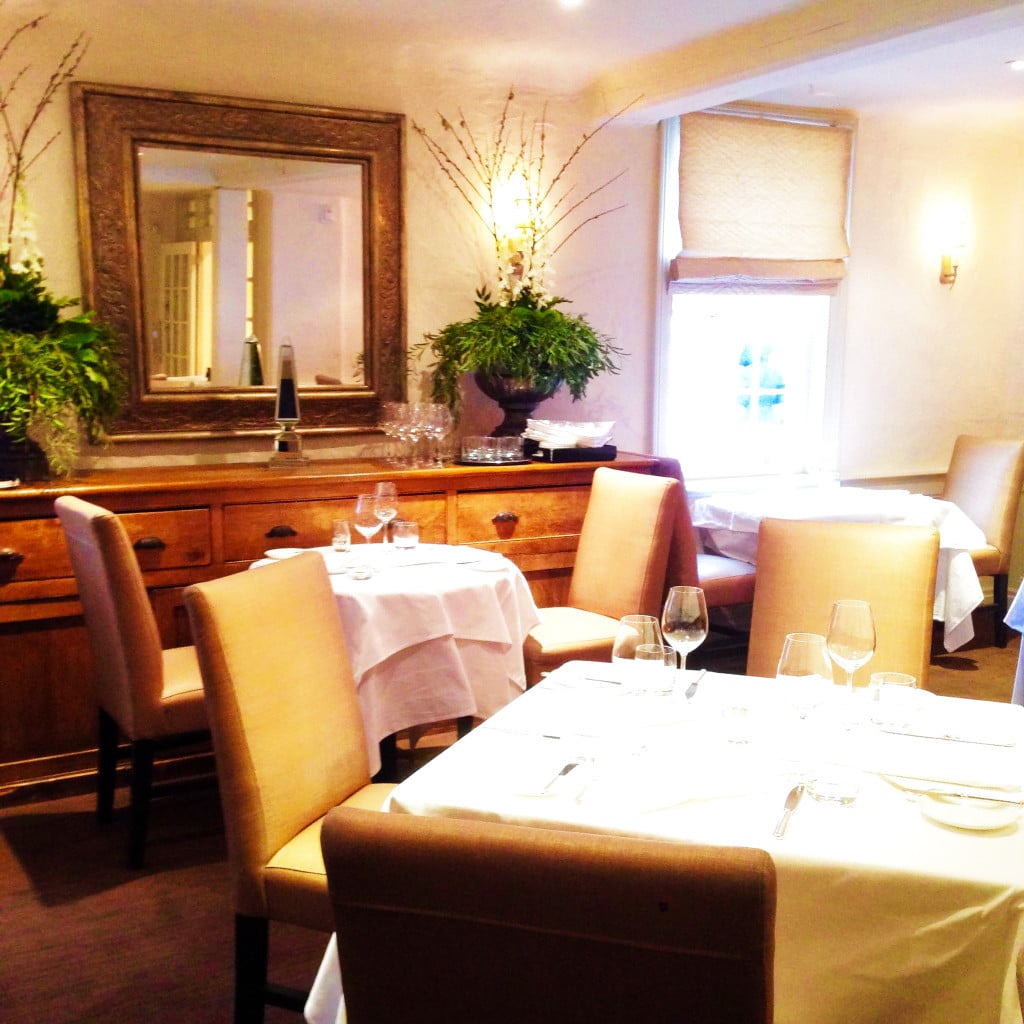 Auberge du Pommier, sophie, sophie dining room, restaurant, restaurant review, toronto, canada, oliver bonacini, o&b
