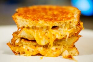 Grilled Cheese sandwich, grilled cheese, cheese, sandwich, recipe, easy lunch, perfect, foodporn, delicious, yummy, quick recipe, gruyere, brie, cheddar